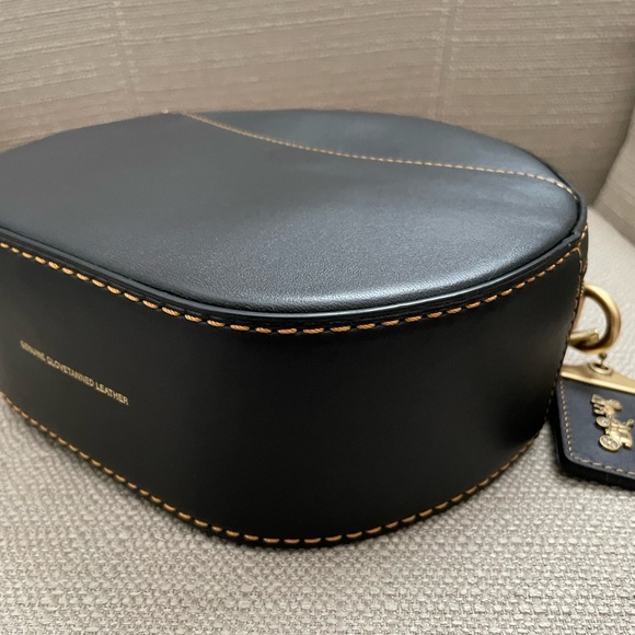 Coach Canteen Crossbody Bag in colour Black new without tags - Picture 11 of 15